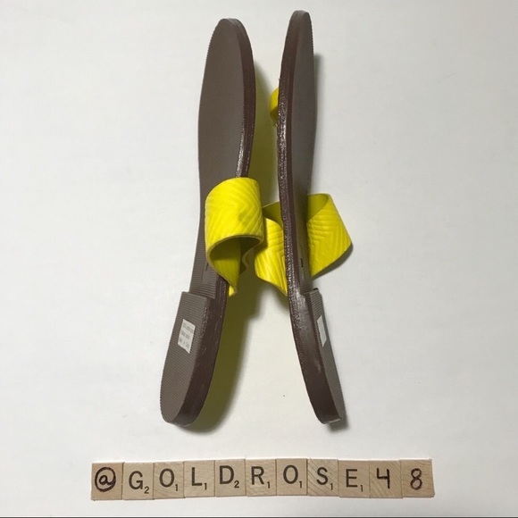 1937 Footwear from DSW bright yellow sandals - Picture 5 of 10
